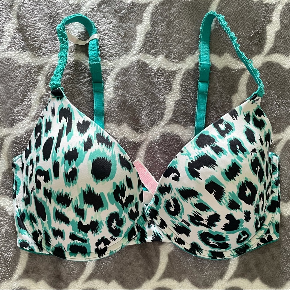 Victoria Secret PINK push up bra